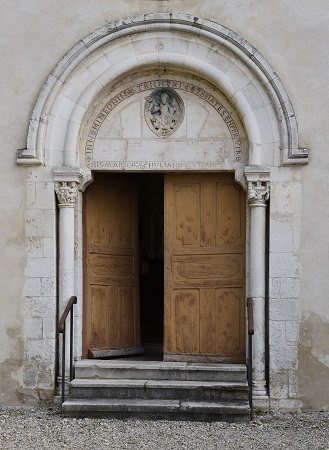 Porte d'entrée et tympan