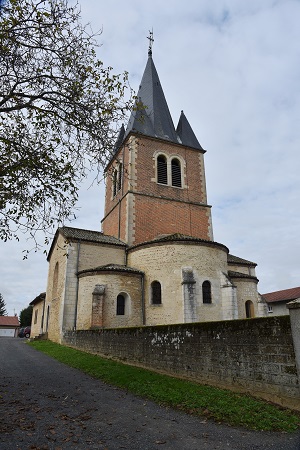 Façade nord de l'église de Romans