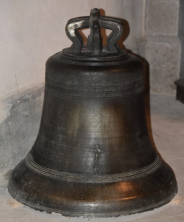 La clcche de l'ancienne église des chanoinesses