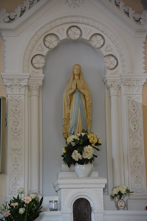 Statue de la Vierge